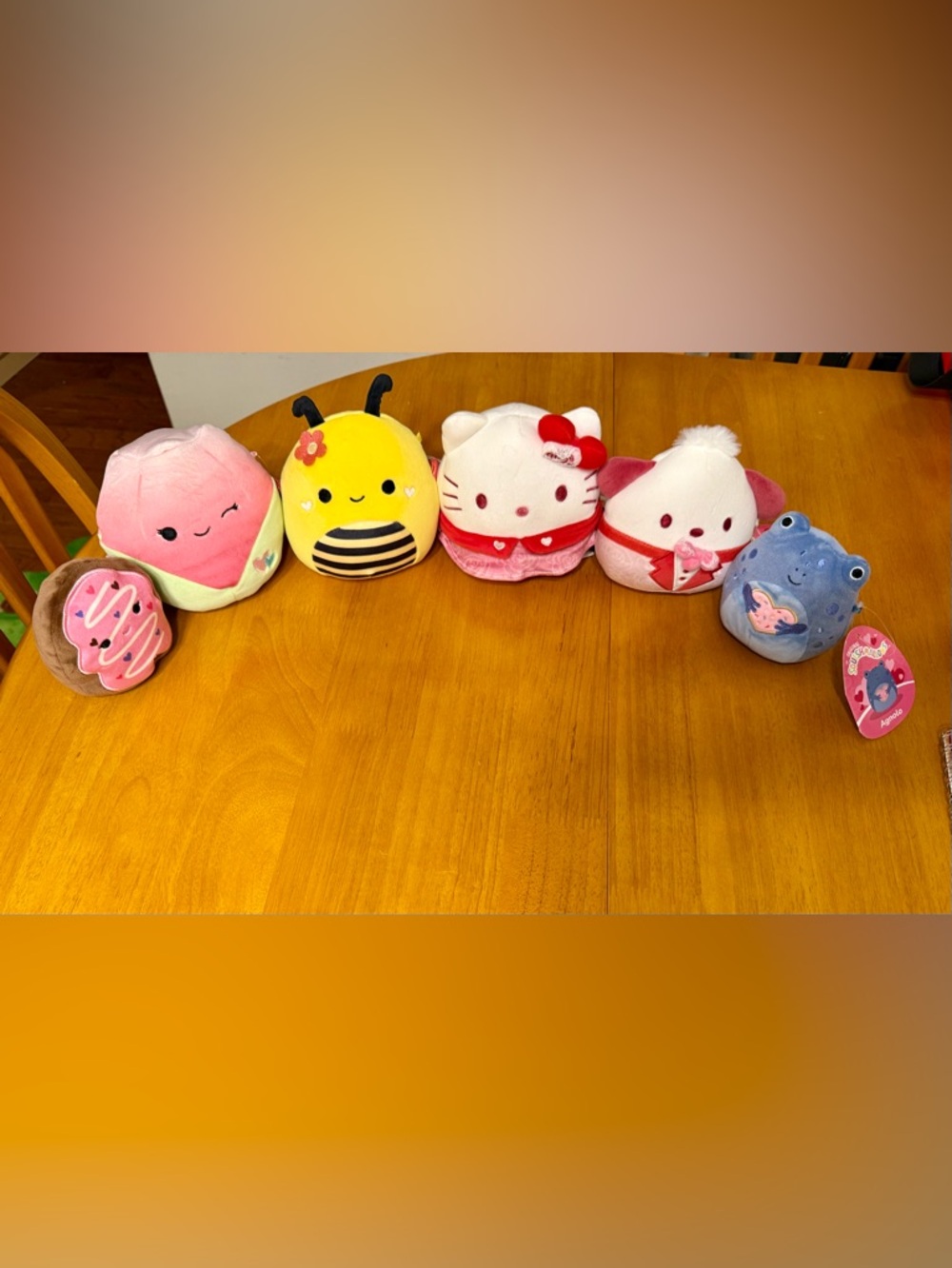 NWT Lot of 6 Valentine’s Day Squishmallows Limited Edition- 4”&5” *See Desc